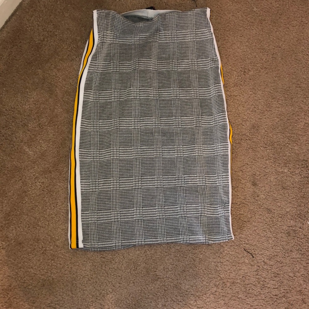 Plaid skirt